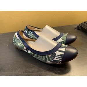 Cole Haan Womens 9 B Floral Navy Blue Ballet Flats With Elastic Trim